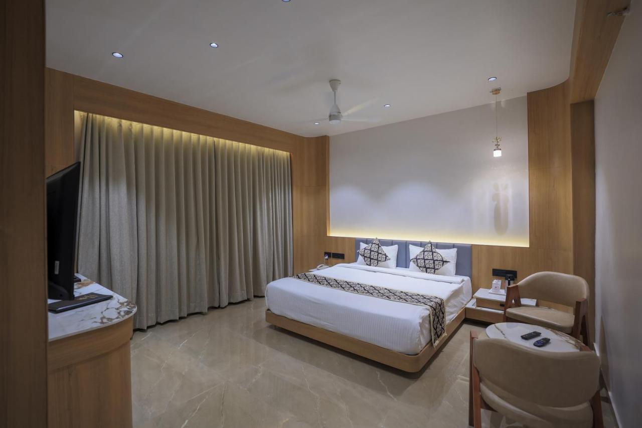 Hotel Aditya Mansingh Inn Somnāth Exterior foto